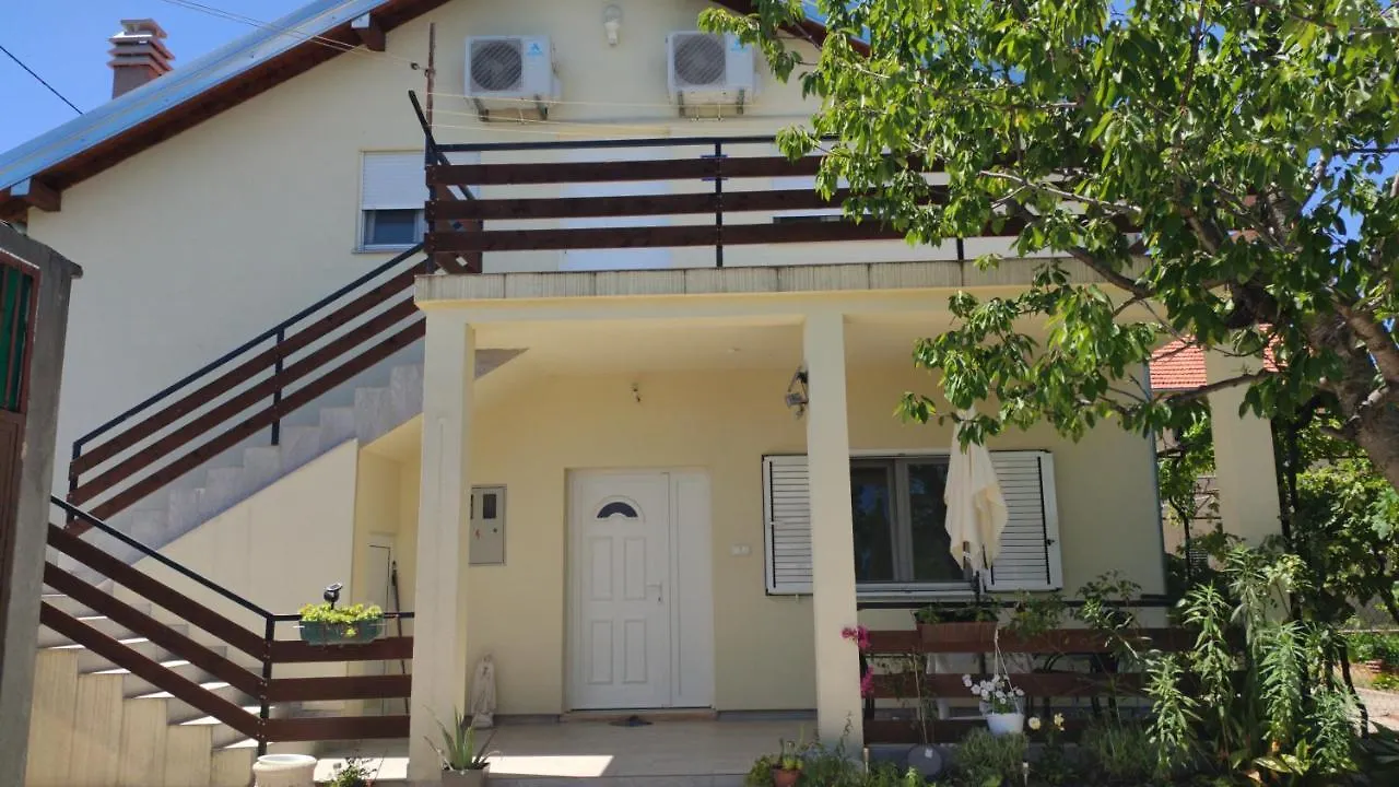Maria Apartman Sukošan